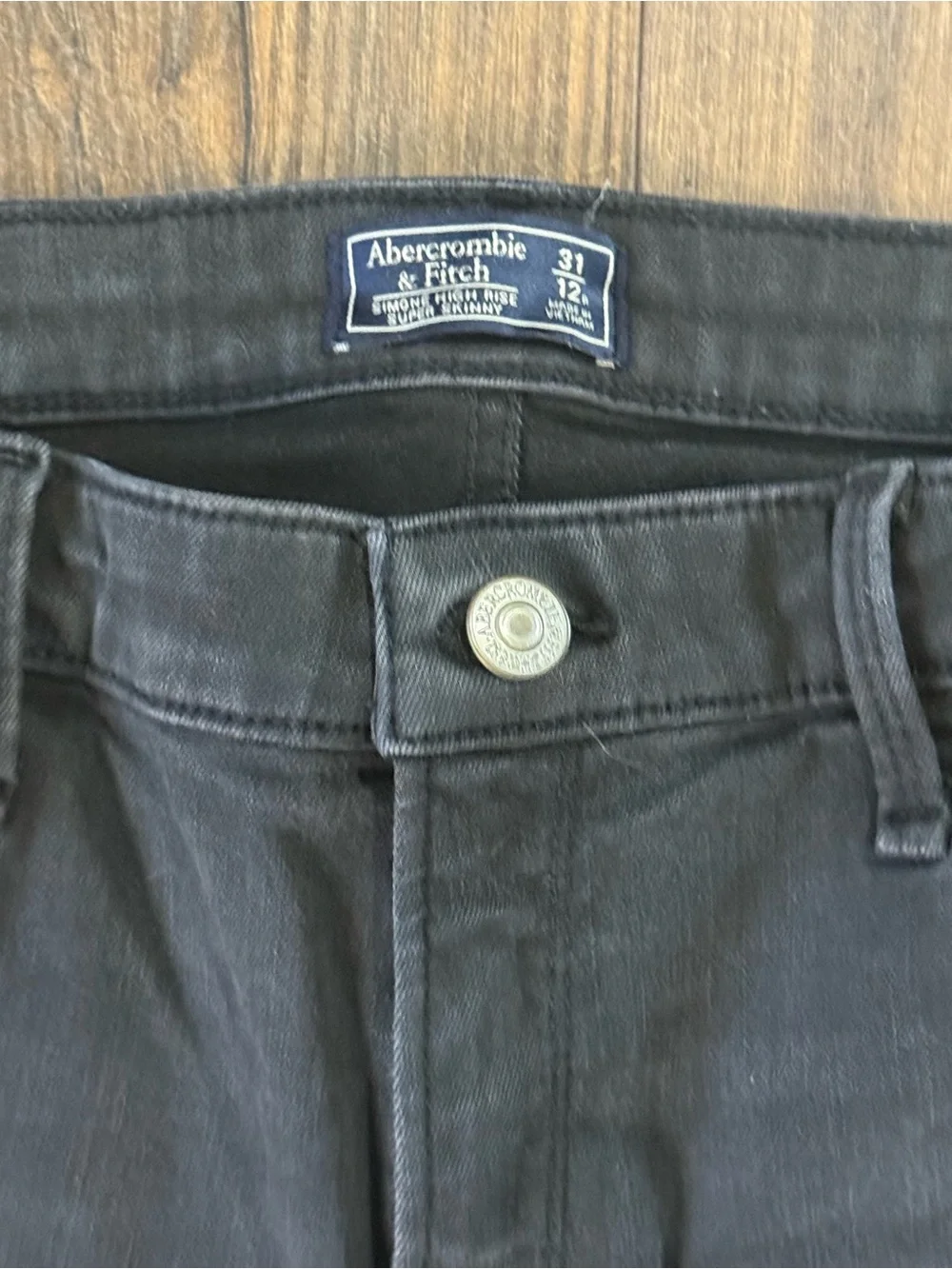 Abercrombie & Fitch Jeans Womens 31/12 Black Simone High Rise Ankle Distressed